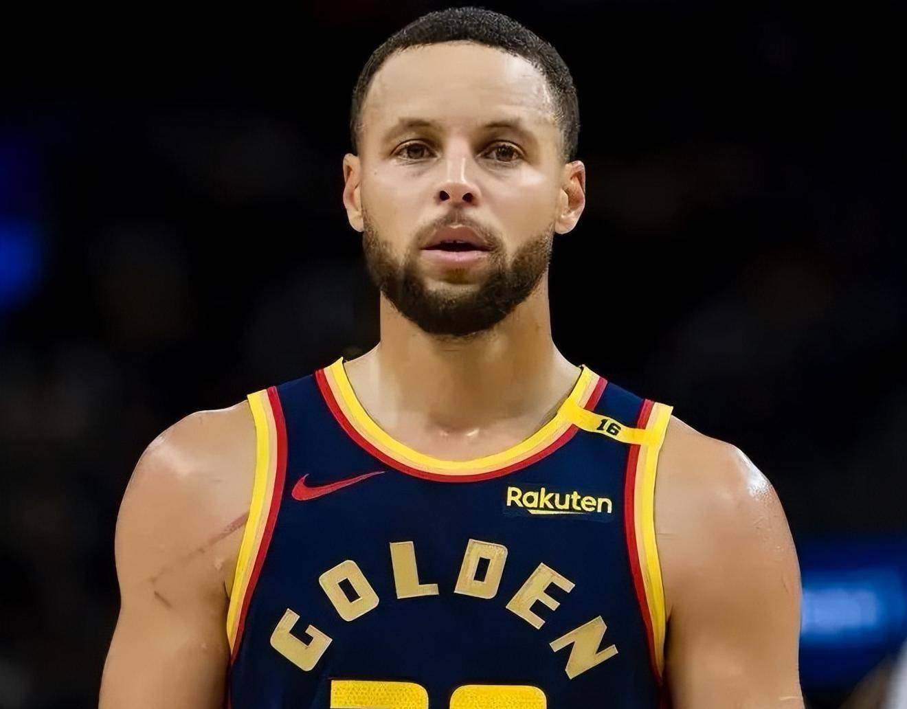 库里连续五场比赛得分超过战术调整，美国队不断突破！-AYX爱游戏中国